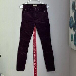 Gap. 1969. True skinny. Size 26L. Corduroy.